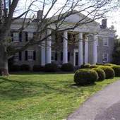 Old Crow Inn & Chateau