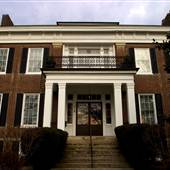 Bourbon Manor Bed & Breakfast