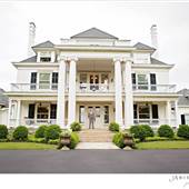 Moundale Manor