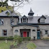 Antique Carriage House in Cherokee Park