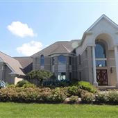 Lake Cumberland Mansion